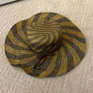 Juicy Couture sun hat